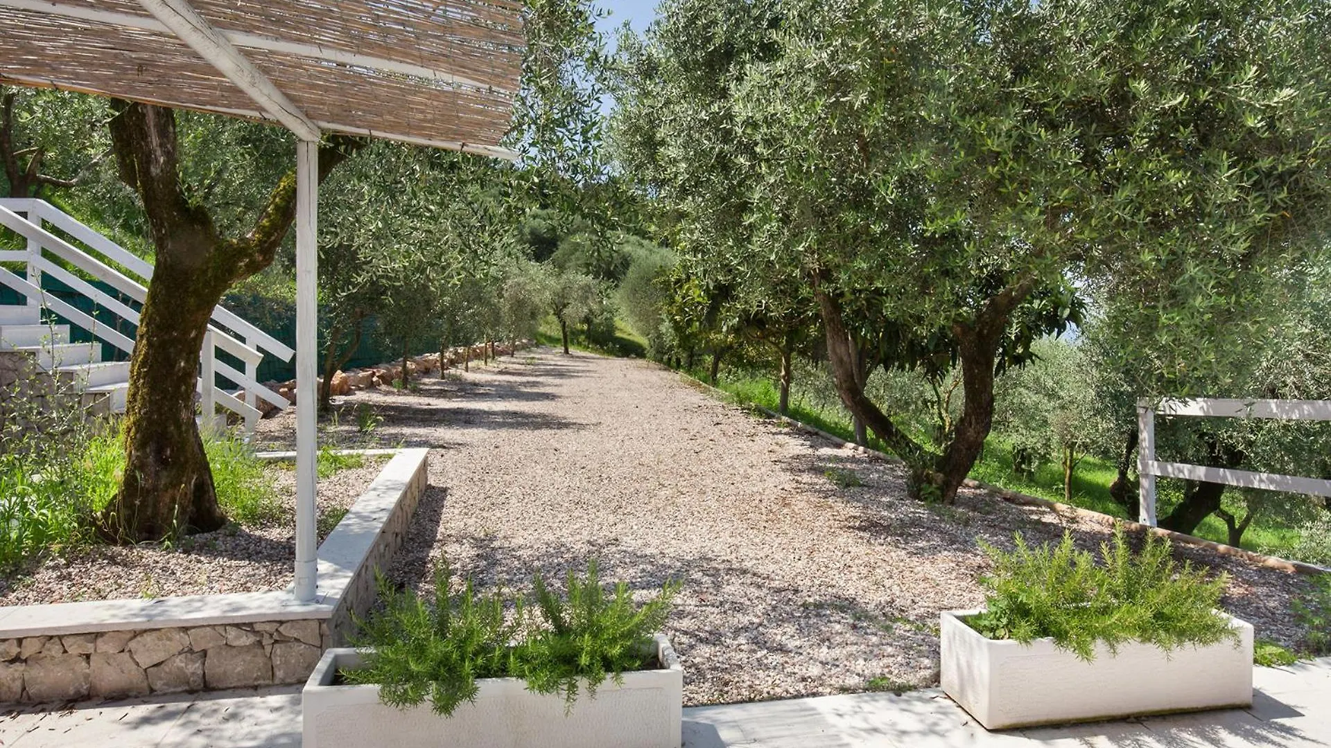 Vakantiehuis Villa Roby-Loft A Torri Del Benaco Italië